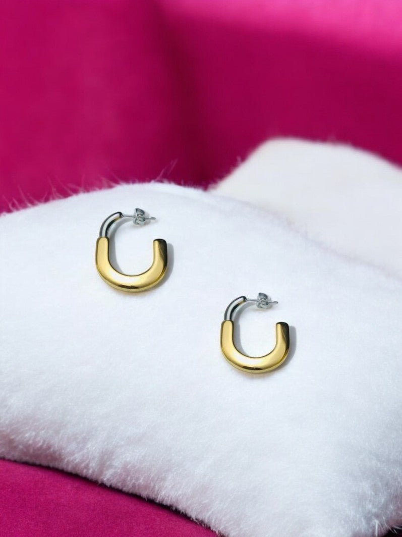Half lock hoop earrings | Italian Gold Plated - SACH JEWELS