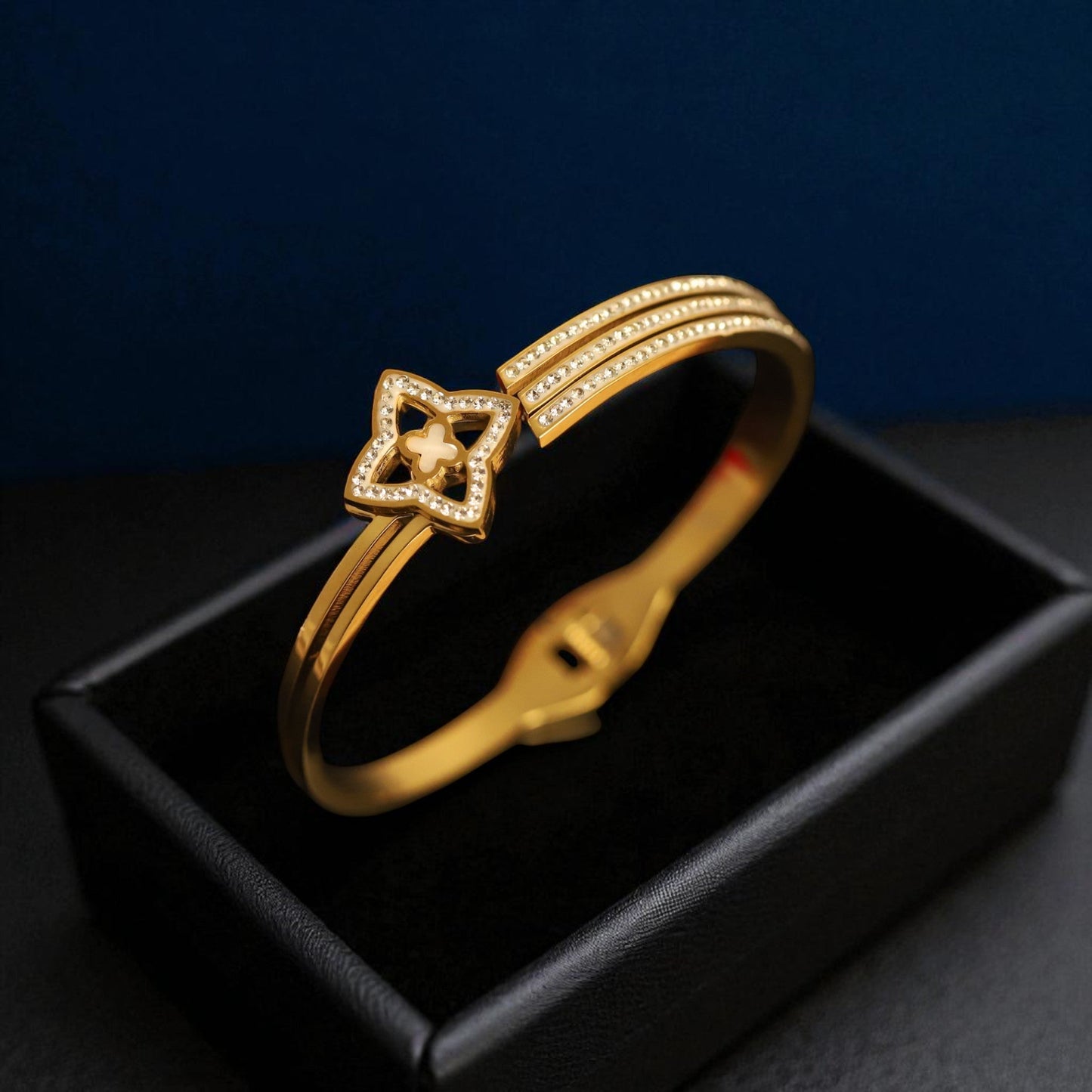 Cuff | Italian Gold Plated SACH JEWELS