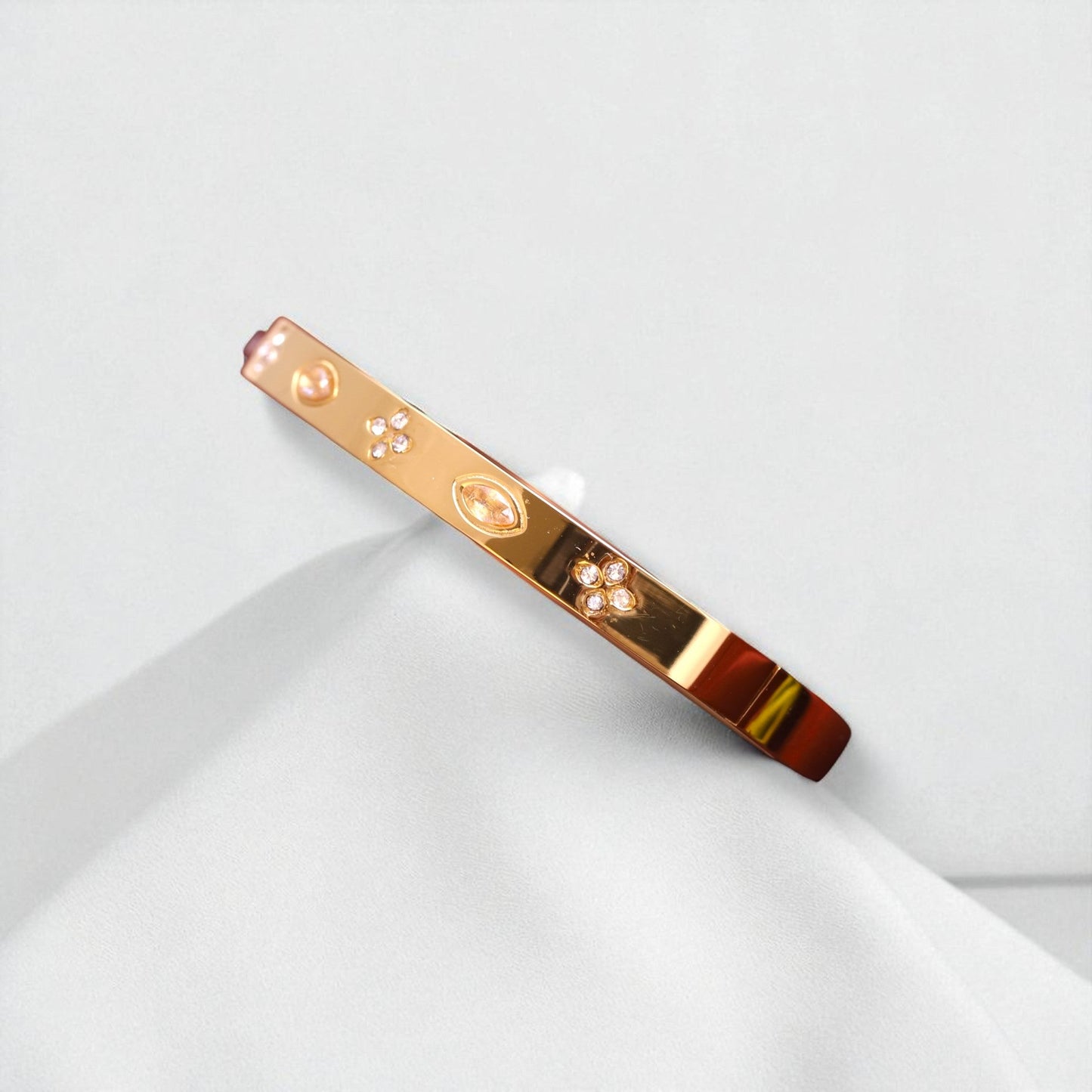 Cuff | Italian Gold Plated SACH JEWELS