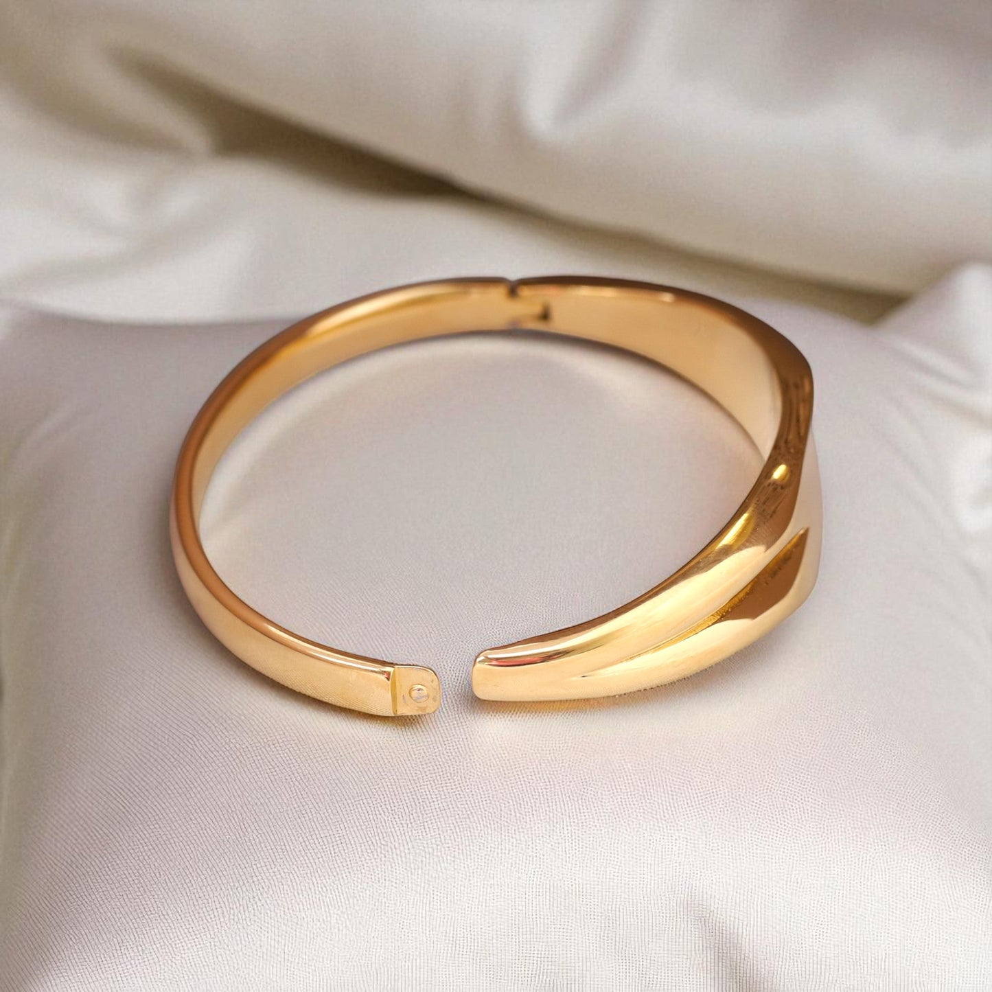 Cuff | Italian Gold Plated SACH JEWELS