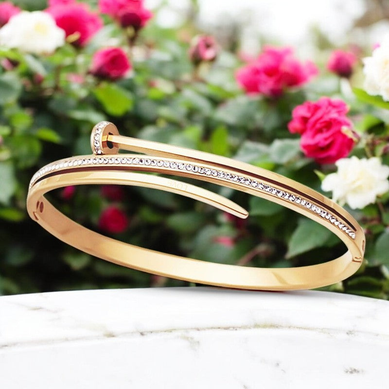 Women Sleek Diamond Bracelet | Italian Gold Plated - SACH JEWELS