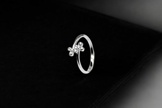3 Petal Ring | 925 Sterling Silver - SACH JEWELS