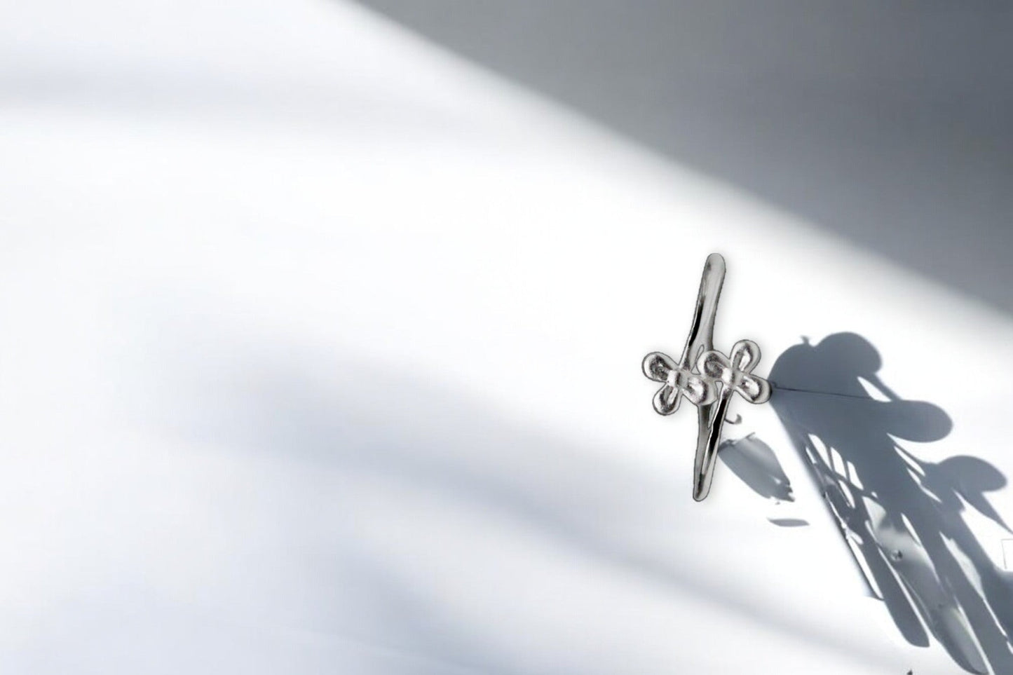 3 Petal Ring | 925 Sterling Silver - SACH JEWELS