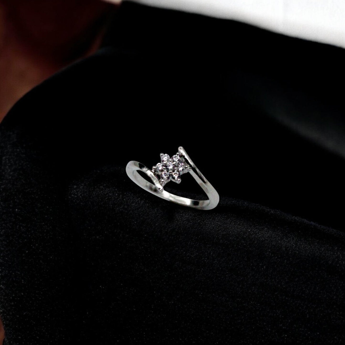 Twisted Star Diamond Ring | 925 Sterling Silver - SACH JEWELS