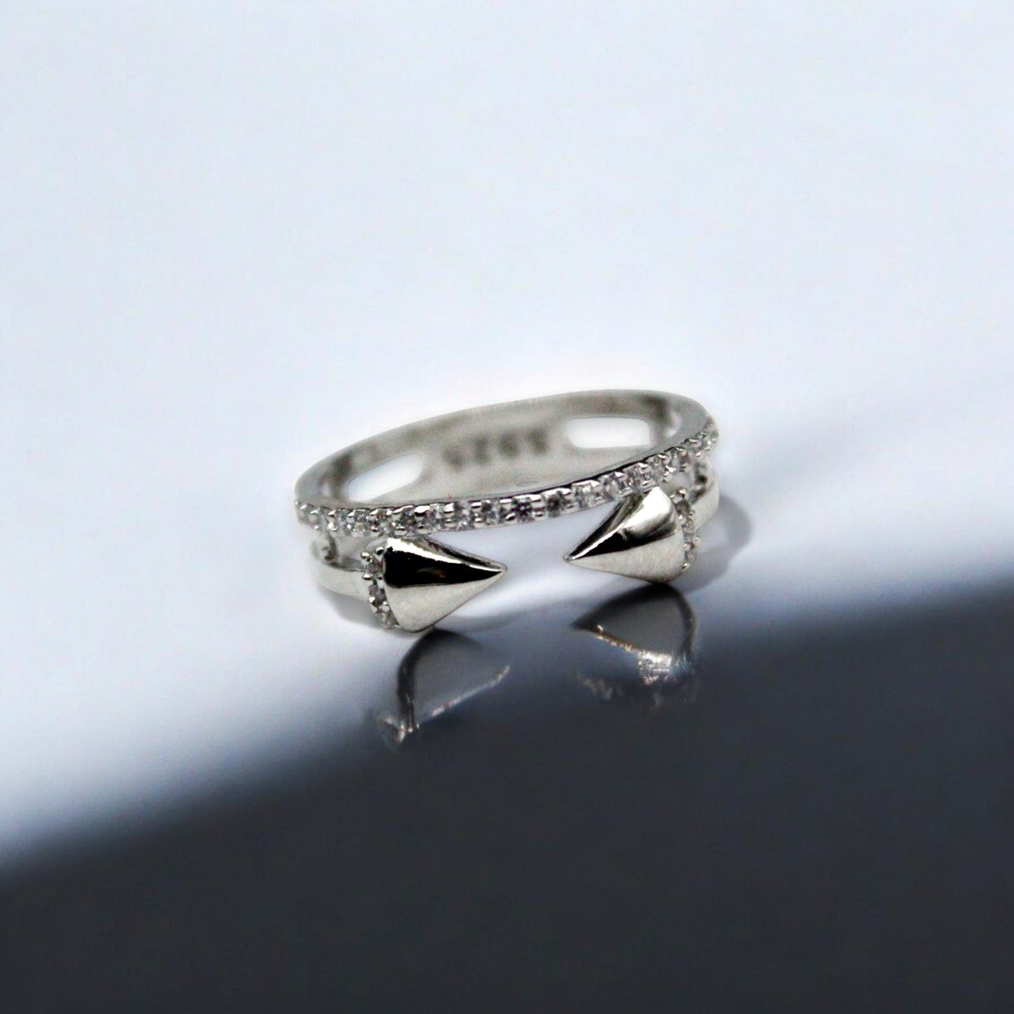 Studded Diamond Wheel Cut Ring | 925 Sterling Silver - SACH JEWELS
