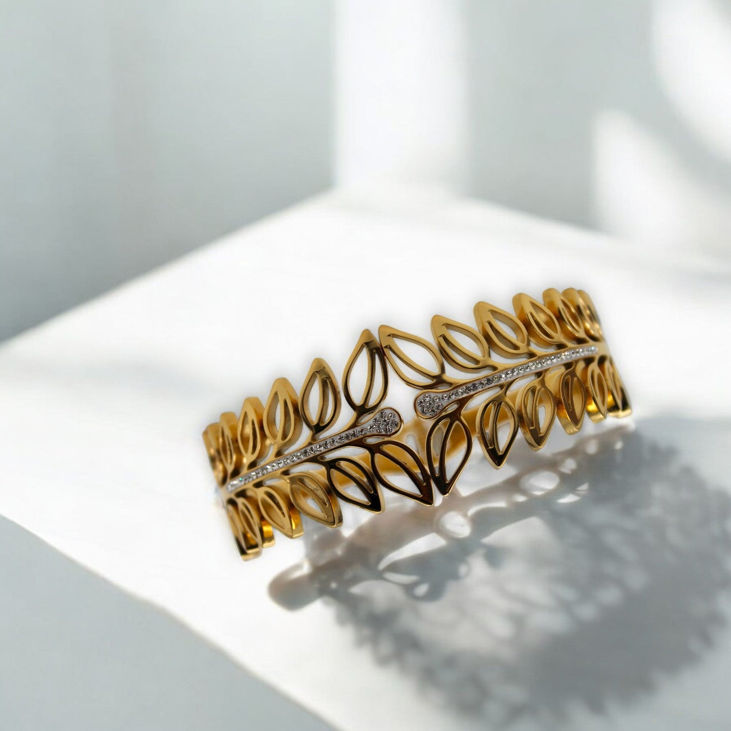 Women Leaf Crown Bracelet | Italian Gold Plated. - SACH JEWELS