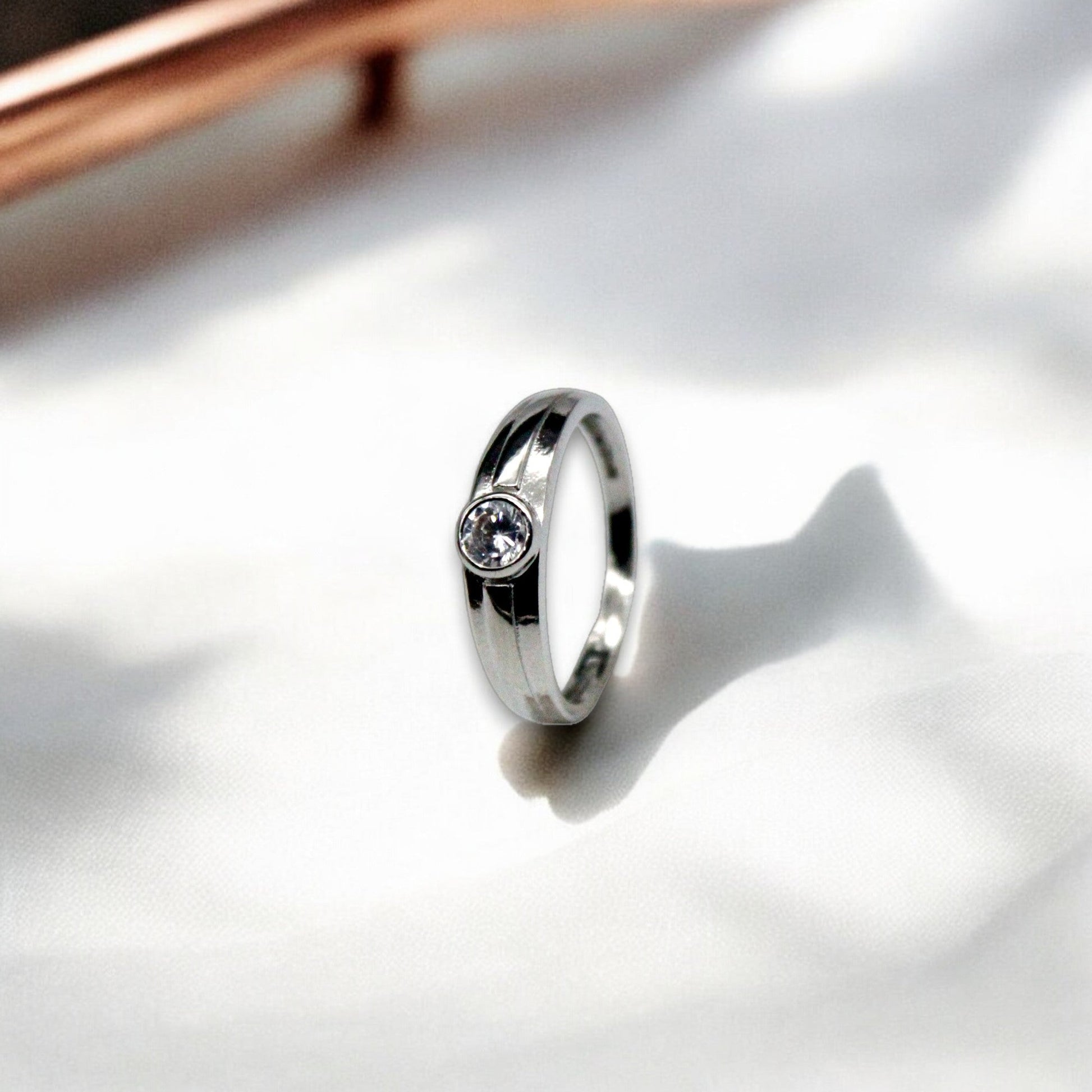 Spot Light Diamond Ring | 925 Sterling Silver - SACH JEWELS