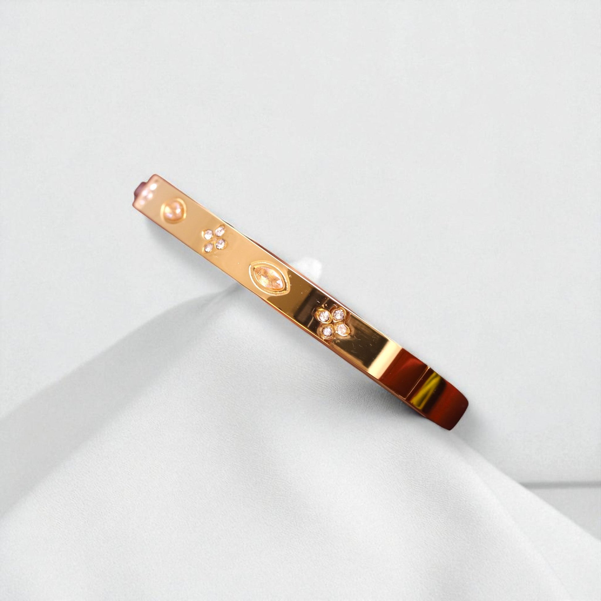 Cuff | Italian Gold Plated SACH JEWELS