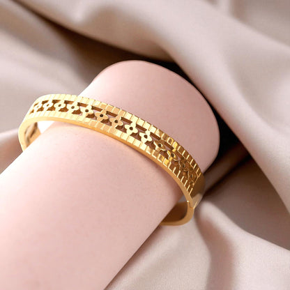 Cuff | Italian Gold Plated SACH JEWELS