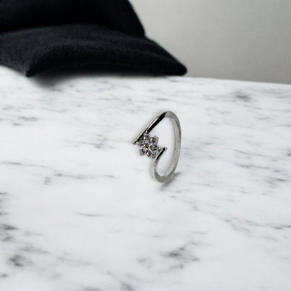 Twisted Star Diamond Ring | 925 Sterling Silver - SACH JEWELS