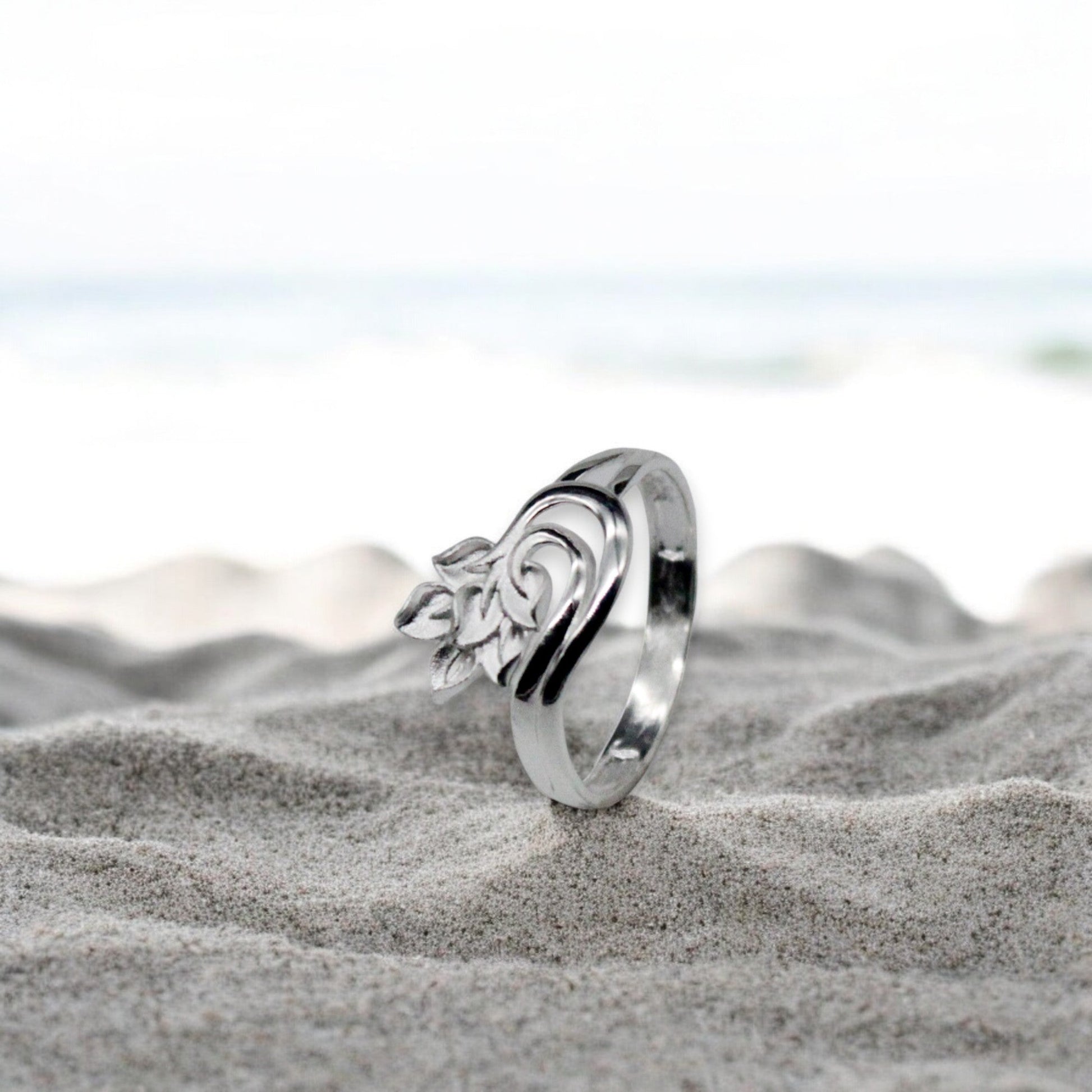 6 Petals Ring | 925 Sterling Silver - SACH JEWELS