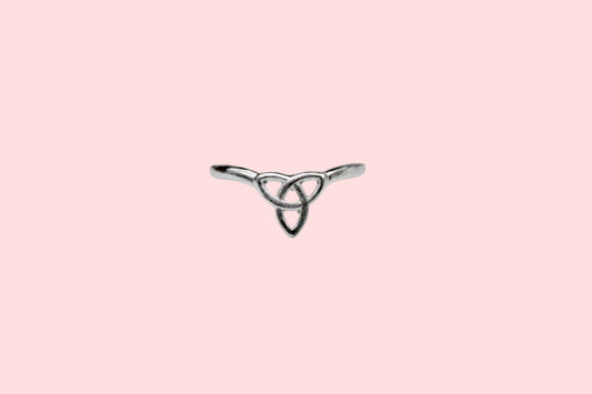 Love Knot Ring | 925 Sterling Silver - SACH JEWELS
