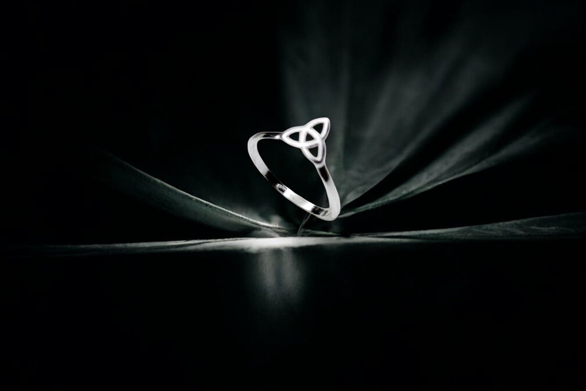 Love Knot Ring | 925 Sterling Silver - SACH JEWELS