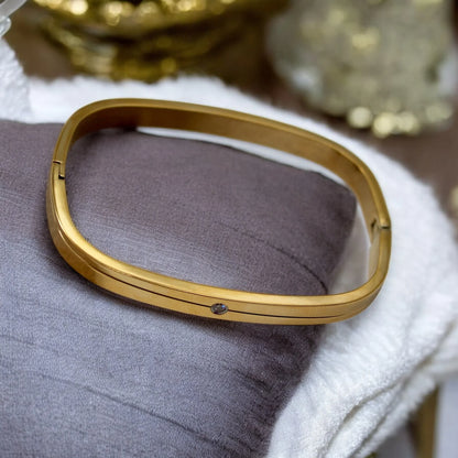 Single Diamond Bracelet | Italian Gold Plated. - SACH JEWELS