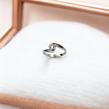 Twisted Diamond Stud Ring | 925 Sterling Silver - SACH JEWELS