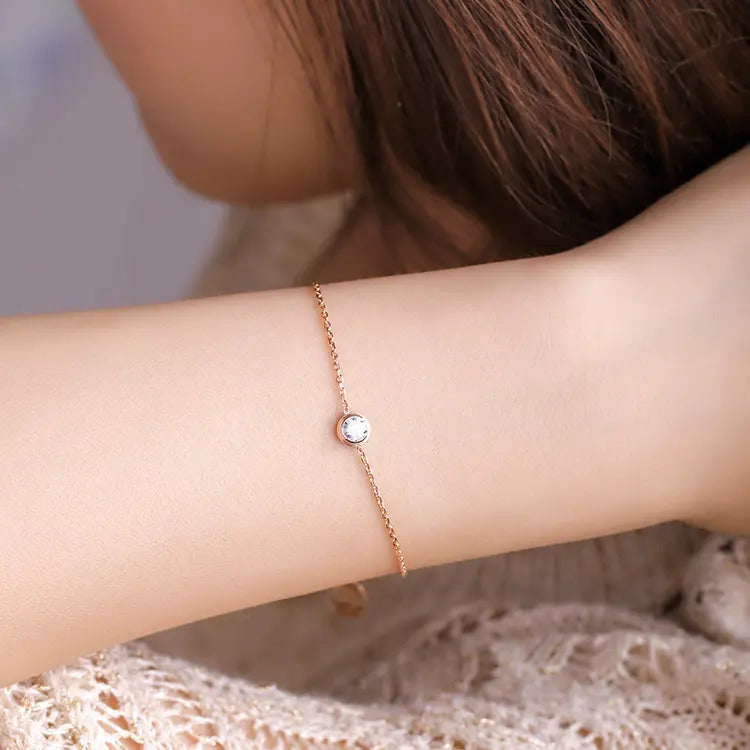 Elegant Centre Diamond Bracelet | Italian Gold Plated. - SACH JEWELS