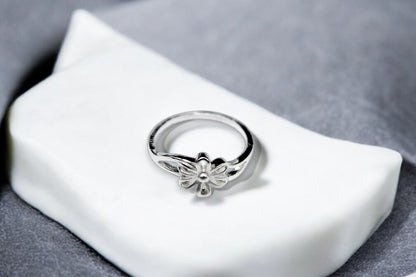 Aesthetic Flower Ring | 925 Sterling Silver - SACH JEWELS