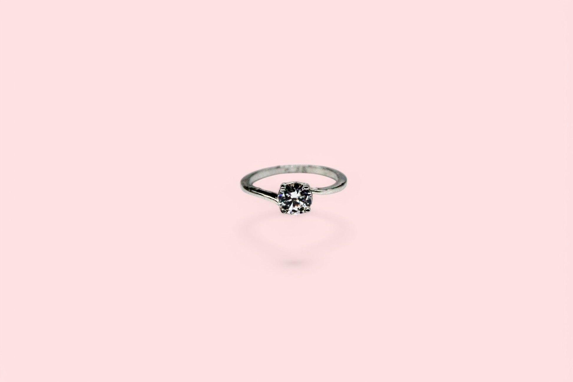 Ovoid Diamond Stud Ring | 925 Sterling Silver - SACH JEWELS