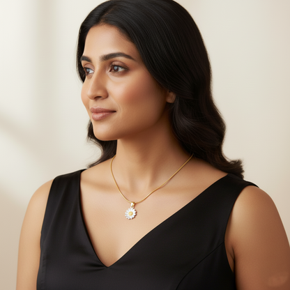 Golden Bloom Daisy Pendant Necklace | Italian Gold Plated SACH JEWELS