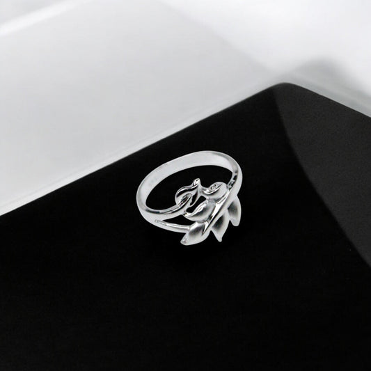 Petals Ring | 925 Sterling Silver - SACH JEWELS