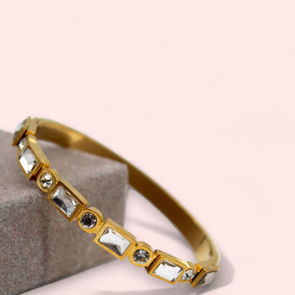 Elegant Women Diamond Bracelet | Italian Gold Plated. - SACH JEWELS